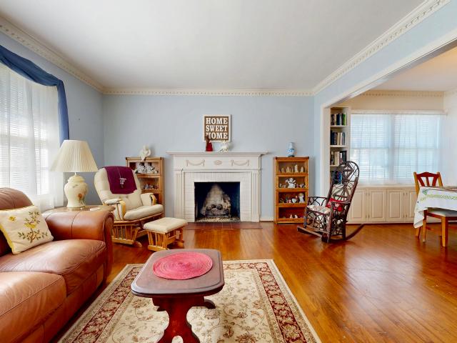 1613 Camellia Drive