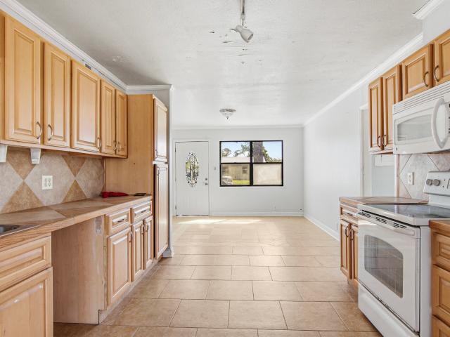 1613 Hickory Ave, Panama City, FL 32405 | MLS #787036