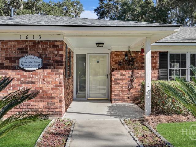 1613 Lake Drive
