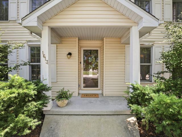 1613 Locust Road