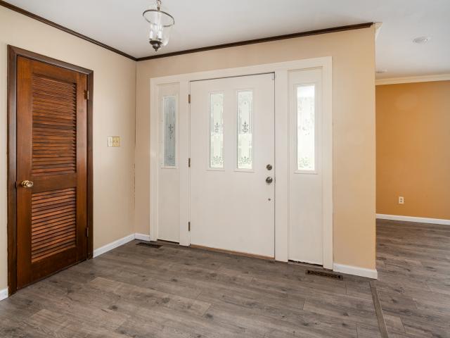1613 Tina Drive