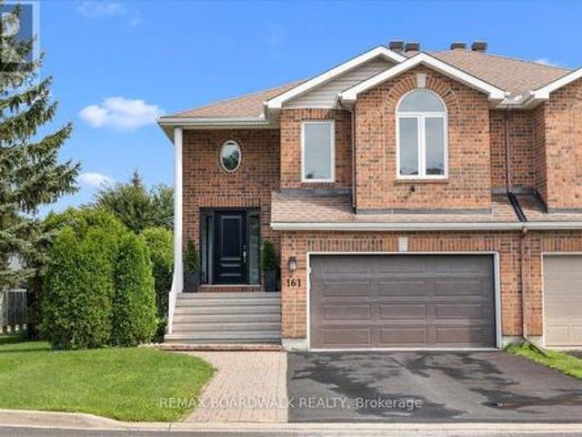 161 Castle Glen Crescent, Ottawa, ON, K2L 4G9 house for sale | Listing ID X13673 | Royal LePage