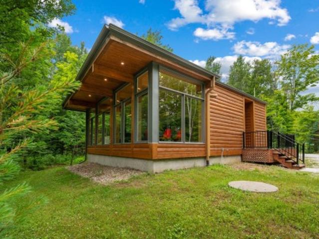 161 Ch. Du Retour Aux Sources, Amherst, QC, J0T 2L0 house for sale | Listing ID 15650 | Royal LePage