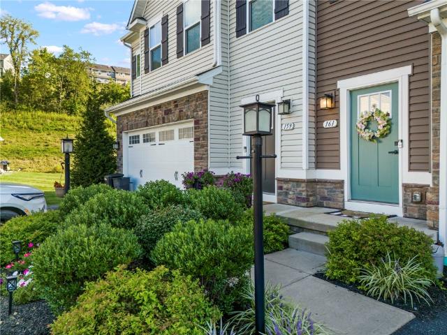 161 Black Oak Ln