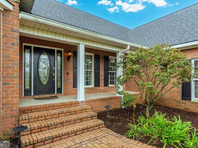 161 Greentree Drive