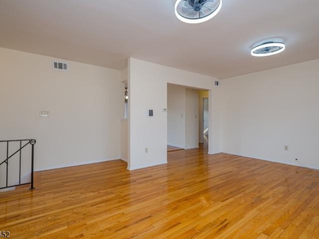 161 Evergreen Rd # 12B
