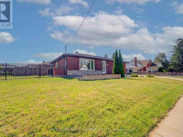 161 Kipling Avenue, Kitchener, ON, N2C 2B8 house for sale | Listing ID X13647 | Royal LePage