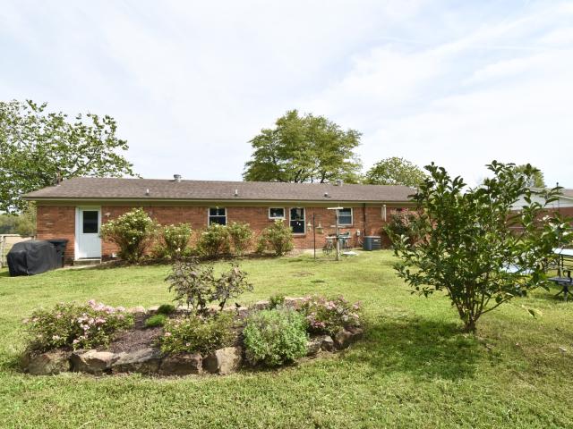 161 Highway 152