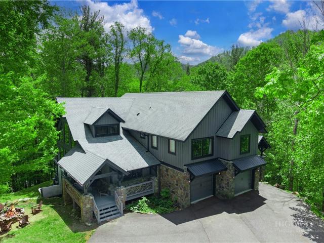 161 Hump View Trail