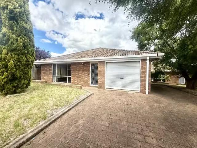 1/61 Odell Street, ARMIDALE Apartment for rent Listed by Prop.