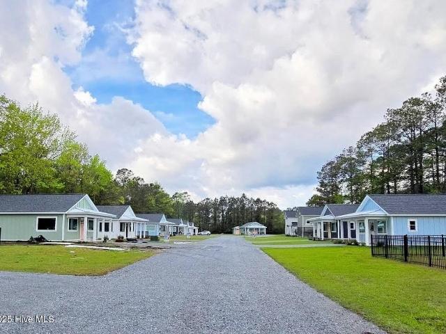 161 Long Pond Loop