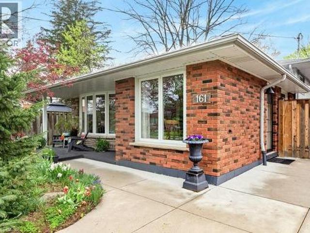 161 Manning Avenue, Hamilton, ON, L9A 3G1 house for sale | Listing ID 40829 | Royal LePage
