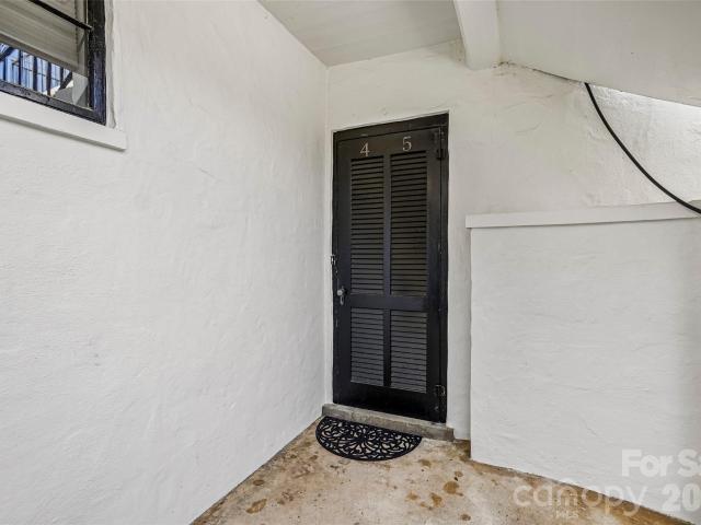 161 Melrose Avenue # 5