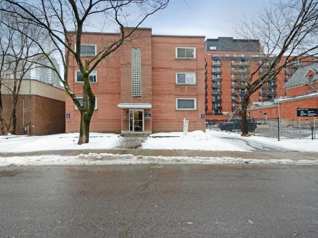 161 Somerset Street West Studio Apartment for Rent