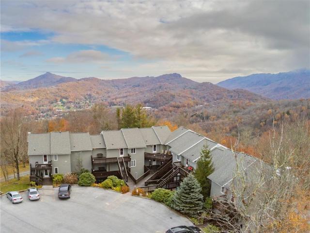 161 Skyleaf Drive E19