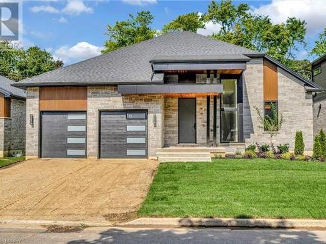 161 Parkside Drive, Brantford, ON, N3T 0S9 house for sale | Listing ID 40733 | Royal LePage