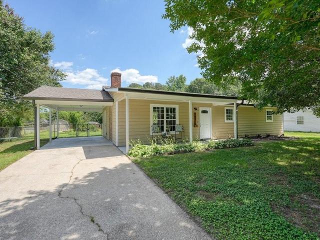 161 Pine Valley Drive