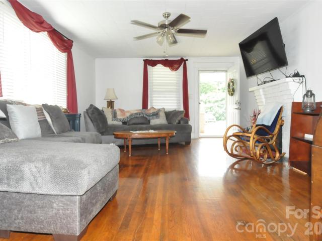 161 Walnut Street