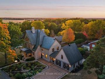 161 Union Street N, Mississippi Mills, ON, K0A 1A0 Luxury House for sale | Listing ID X13474 | Royal LePage Carriage Trade Luxury Properties