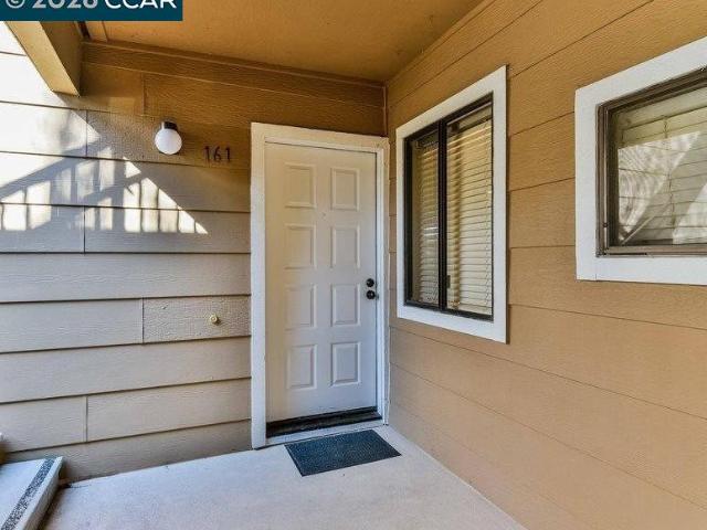 161 Village Pl