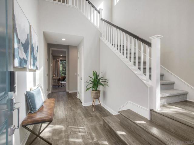 16240 Camden Cir