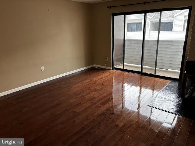 1625 Carriage House Terrace # G