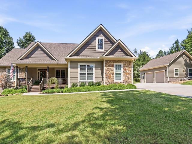 1625 River Bluffs Drive
