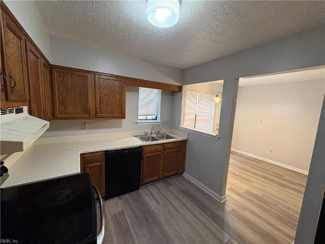 1626 Angel CT