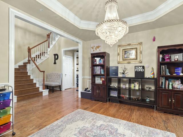 1627 Cantigny Lane