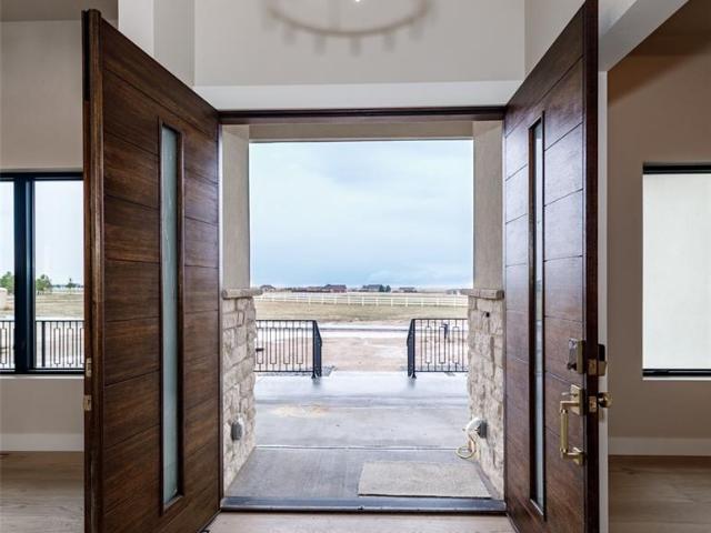 16280 Prairie Vista Lane