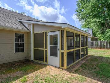 1628 Eastern Valley Road