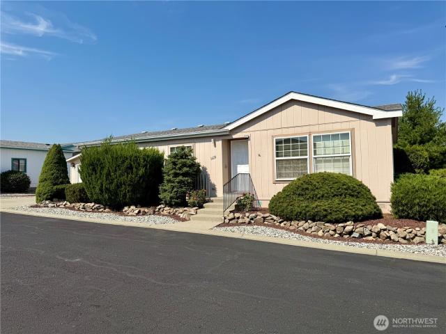 1628 Pleasant Ave, Wenatchee, WA 98801 | MLS #2425