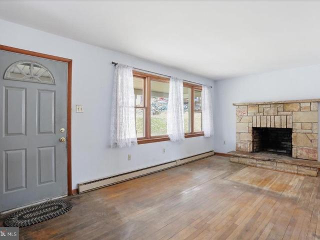 1629 Dahlgren Road