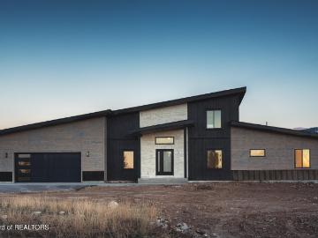 1629 Jackrabbit Ln, Driggs, ID 83422 | MLS #25 2824