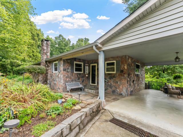 1629 Piney Point Rd