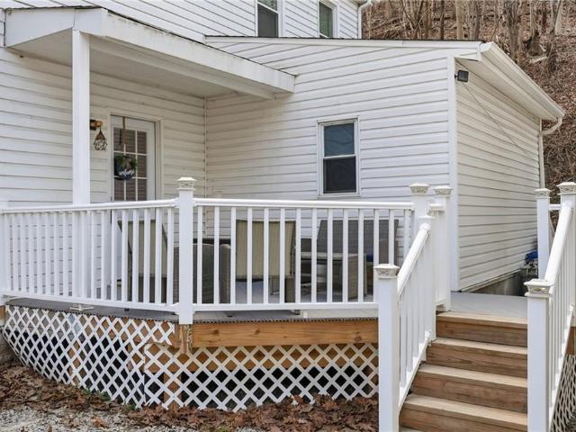 1629 Streets Run Rd, Pittsburgh, PA 15227 | MLS #1746