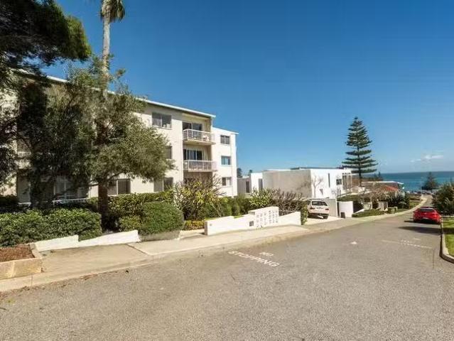 16/20 Overton Gardens, Cottesloe, WA 6011