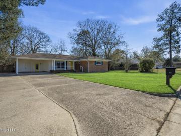 1620 Orchard Drive