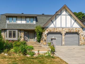 House for sale in Longueuil