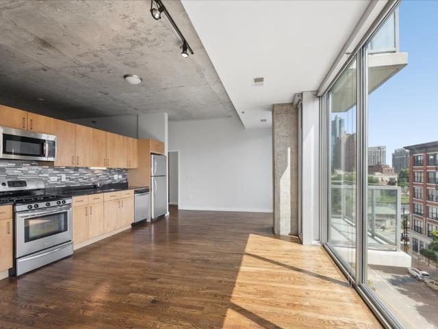 1620 S Michigan Avenue # 606