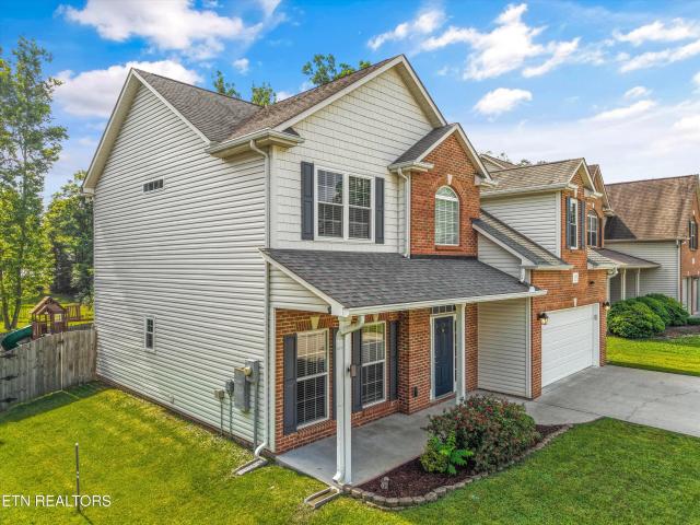 1620 Spring Oak Lane