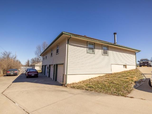 1620 & 1622 S Swope Drive