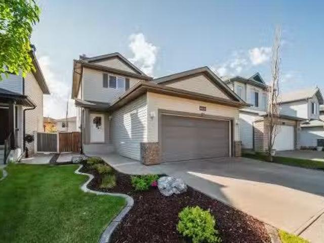 16215 47 Street, Edmonton, AB, T5Y 3M4 house for sale Listi.