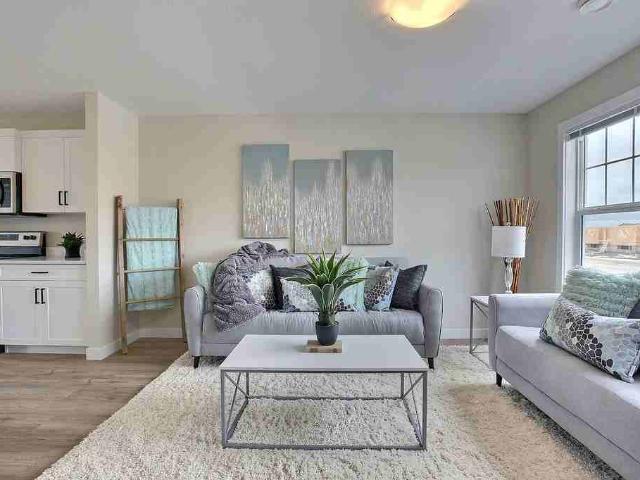162/168 Chuka 3 Bedroom Home for Rent at 2904 Chuka Blvd, Regina, SK S4V 3Y6 Arcola East North Side