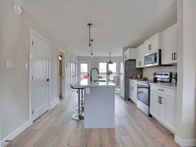 162/168 Chuka 3 Bedroom Home for Rent at 2904 Chuka Blvd, Regina, SK S4V 3Y6 Arcola East North Side