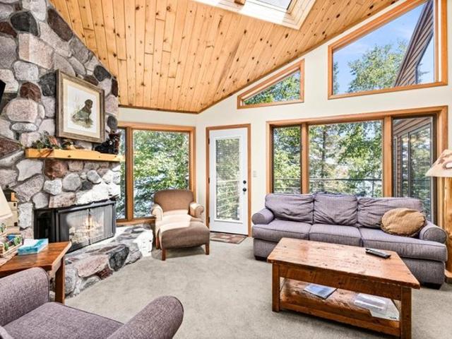 1621 1 Superior Shrs Unit 711, Two Harbors, MN 55616