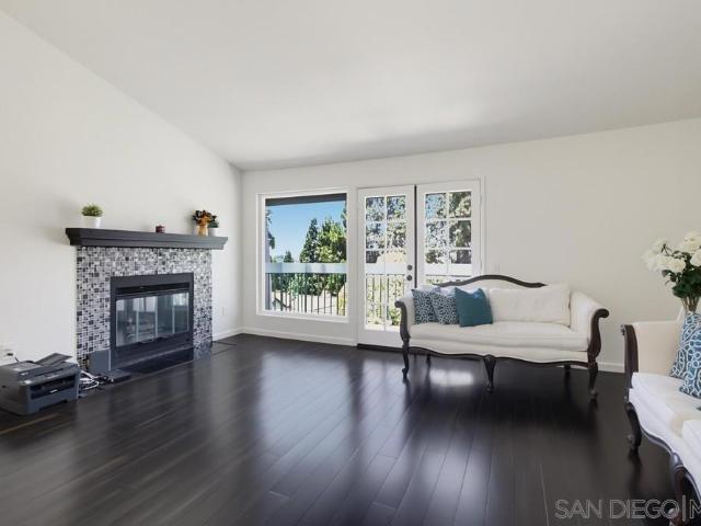16238 Avenida Venusto E