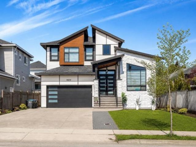1623 Avenue, Surrey, BC, V4N 0X2 house for sale | Listing ID R3145 | Royal LePage