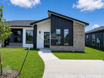 1623 Crooked River, 2 beds, 2 full baths