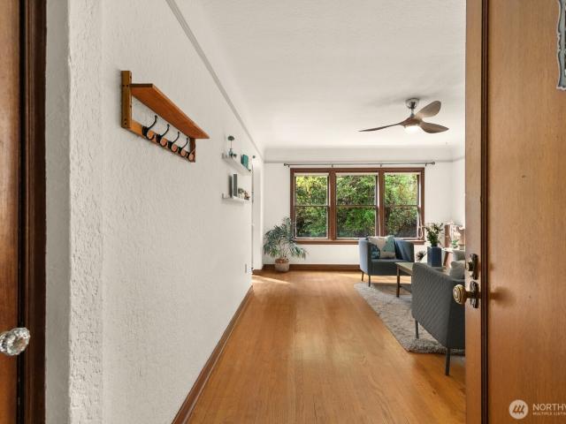 1623 Taylor Avenue N # 204